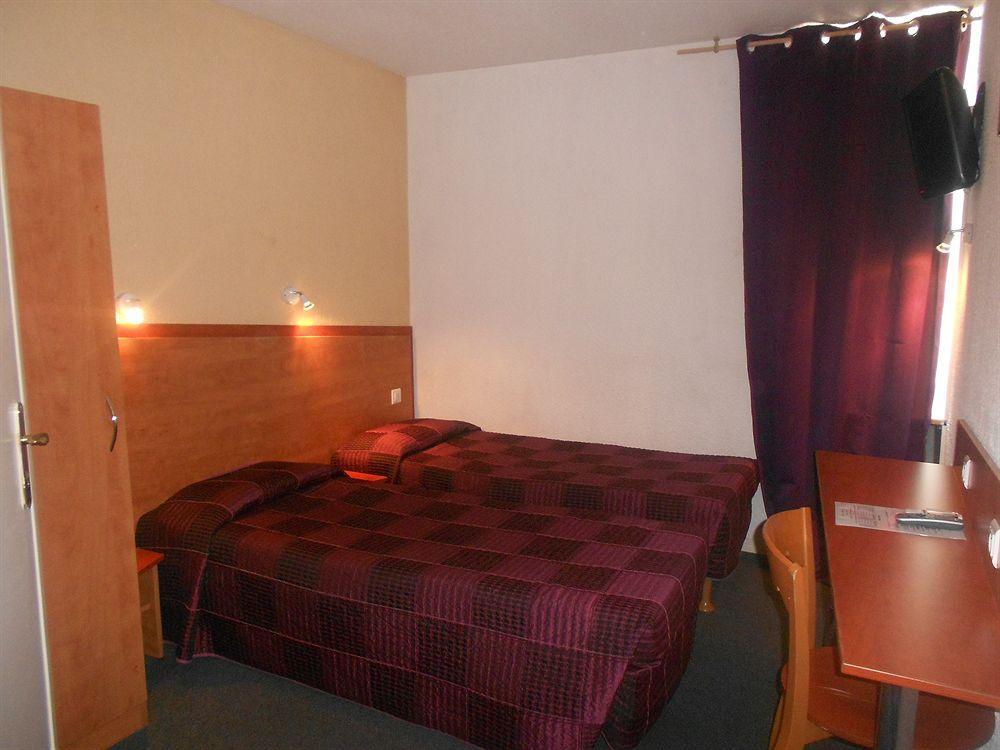 Confortel Avignon Tgv Hotel Buitenkant foto
