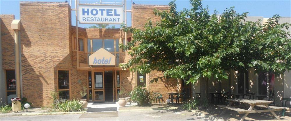 Confortel Avignon Tgv Hotel Buitenkant foto